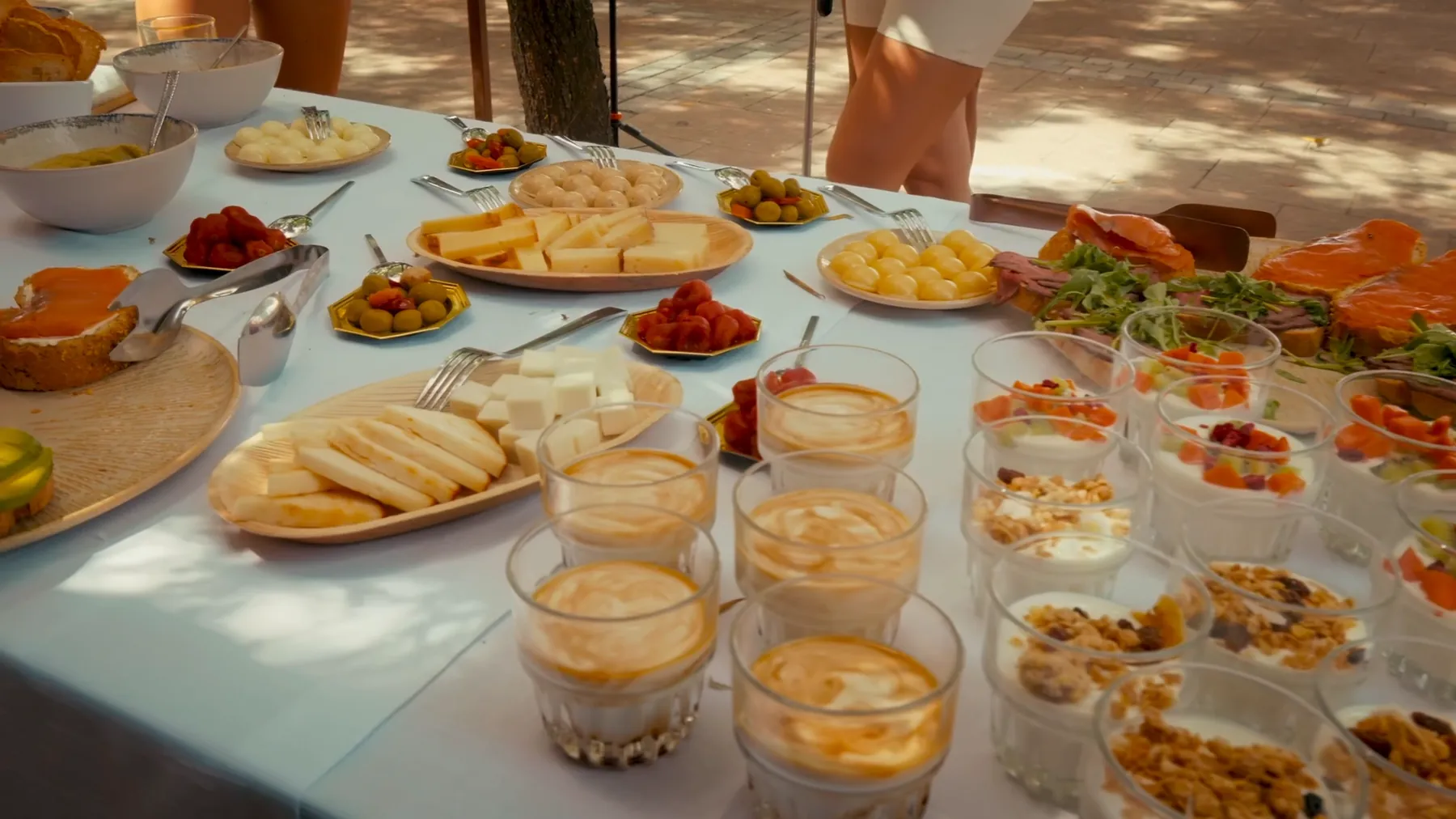 Brunch en los jardines del hotel